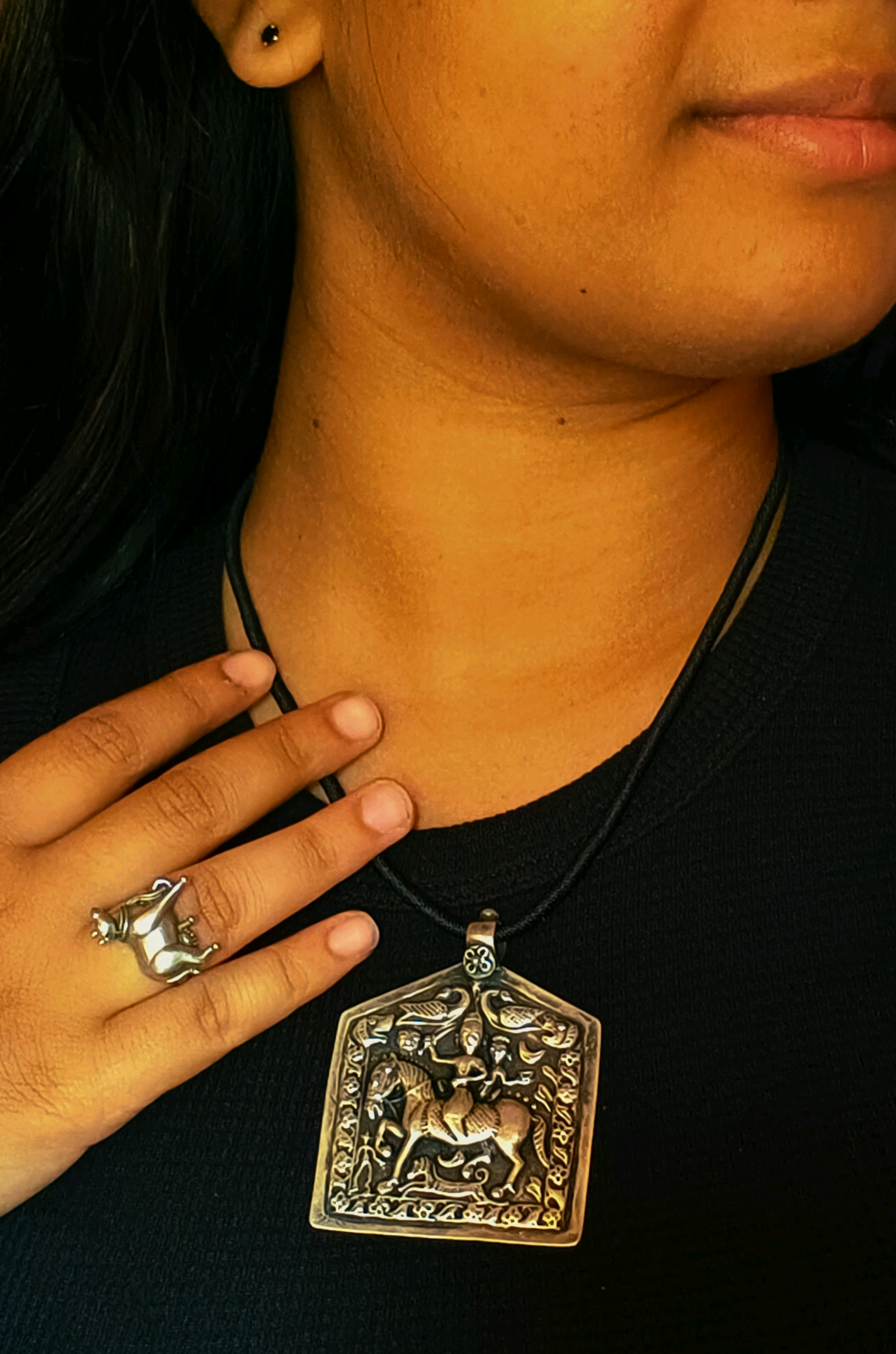 Kaara Tribal Pendant 1